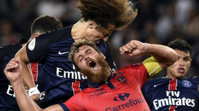 Davids Luizs otrajā stāvā pret viesu kapteini Roderiku Filipī
Foto: AFP/Scanpix