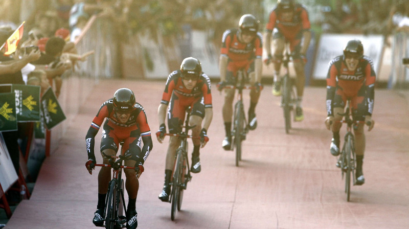 "BMC Racing" komanda dodas pretī finišam
Foto: AFP/Scanpix