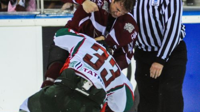 Pārbaudes spēlē Tims Sestito nodeva vēstījumu Kazaņas "Ak Bars": mūsu līderiem pāri nedarīs
Foto: Gints Ivuškāns, f64
