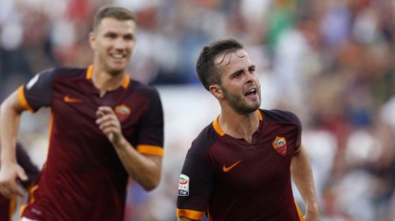 Edins Džeko un Miralems Pjaničs
Foto: AP/Scanpix