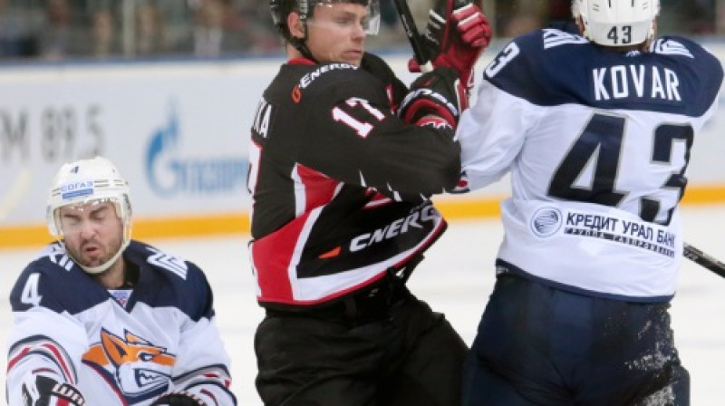 Vladimīrs Sobotka (vidū)
Foto: ITAR-TASS/Scanpix