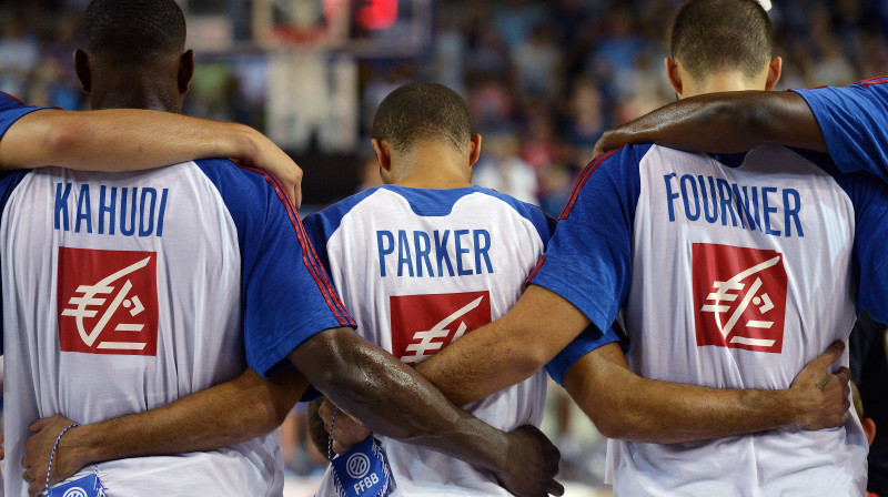 Tonijs Pārkers un Francija centīsies lauzt mājinieku lāstu un atkārtoti triumfēt Eiropā 
Foto: AFP/Scanpix