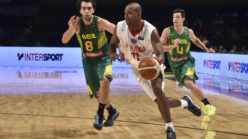 Uzbrukumā viens no panamiešu līderiem Maikls Hikss 
Foto: AFP/Scanpix