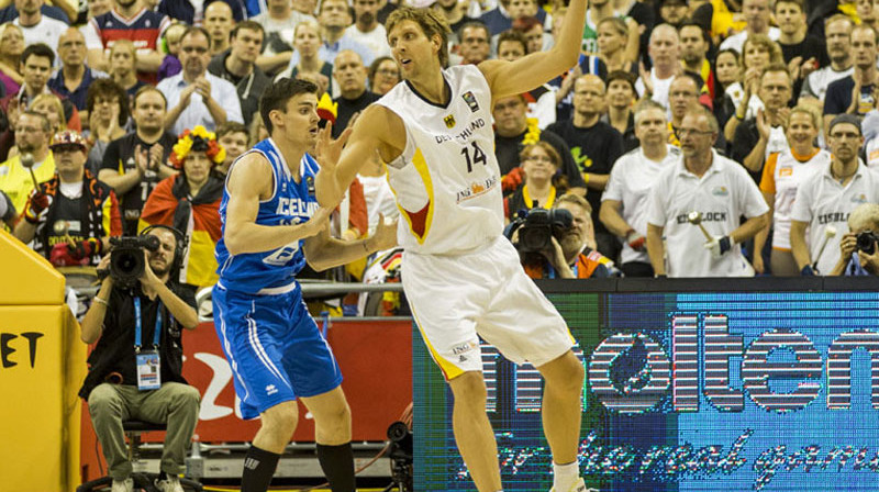 Vai Dirkam Novickim un Vācijai izdosies apturēt Serbiju?
Foto: AP/Scanpix