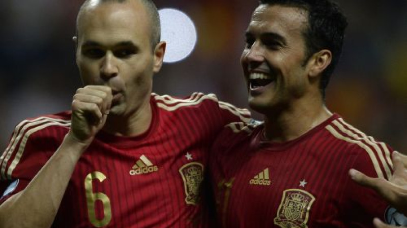 Andress Injesta un Pedro Rodrigess
Foto: AFP/Scanpix