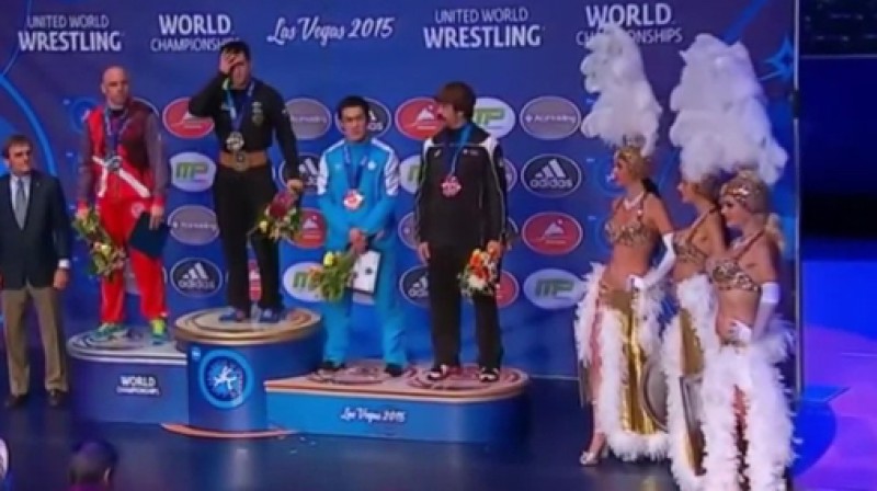 75 kg grieķu-romiešu pjedestāls Lasvegasā
Foto: Fox TV
