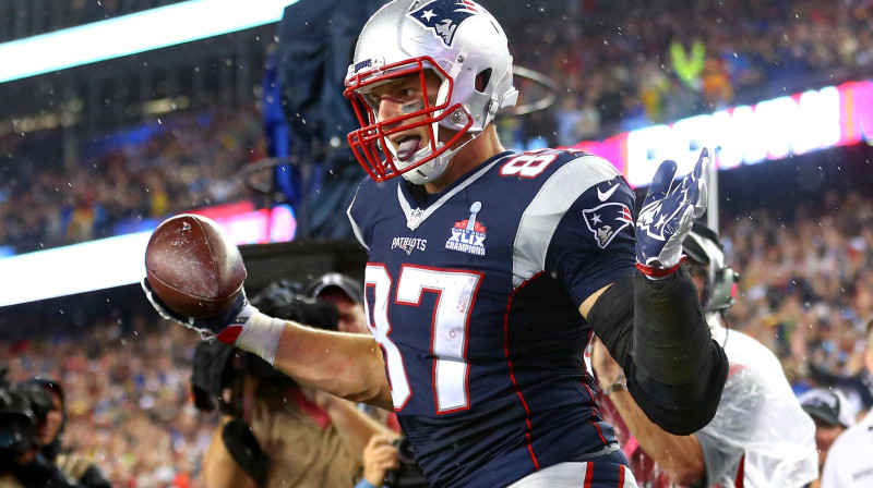 Robs Gronkovskis sezonas pirmajā spēlē izcēlās ar 3 TD
Foto: AFP/Scanpix