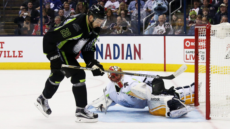 Zemgus Girgensons jau ir spēlējis NHL "All Stars" izlasē. Vai spēlēs Eiropas izlasē Pasaules kausā?
Foto: AFP/Scanpix