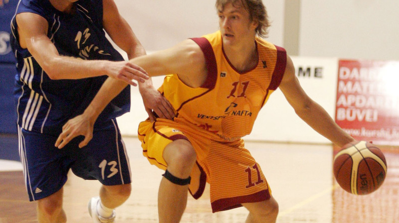 Kristaps Purņa rekords vienā spēlē realizētajos 3p metienos nav labots kopš 2004. gada.
foto: Romāns Kokšarovs (Sporta Avīze)