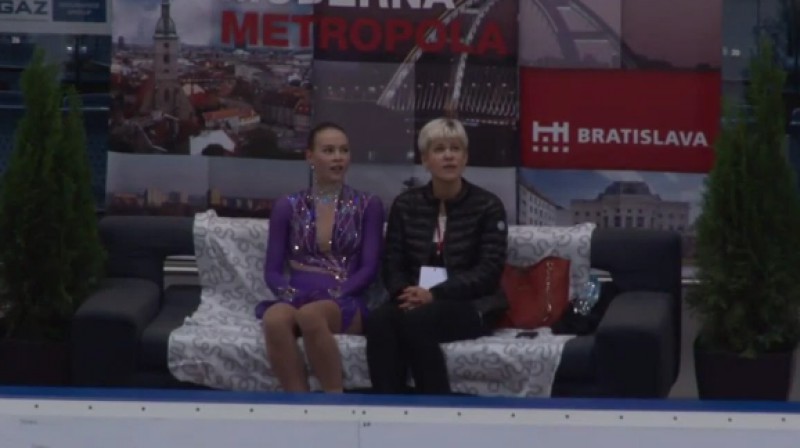 Angelīna Kučvaļska un trenere Jekaterina Platonova
Foto: Nepela Trophy