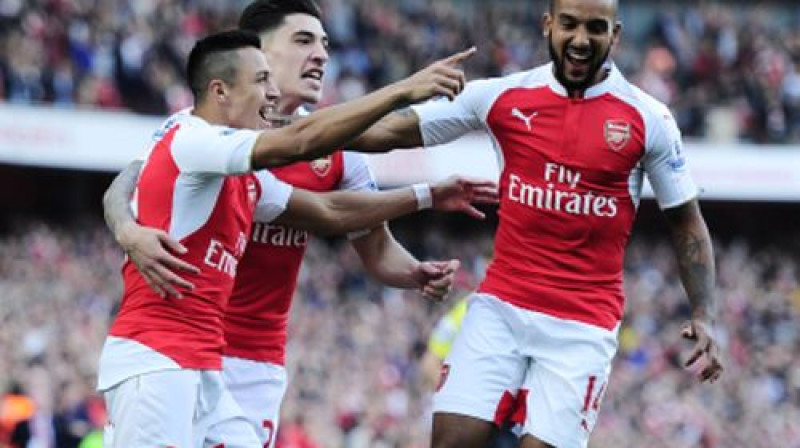 "Arsenal" spēlētāji pēc vārtu guvuma
Foto: SIPA/Scanpix