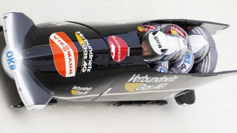 Manuela Mahatas pilotētā ekipāža
Foto: AP/Scanpix