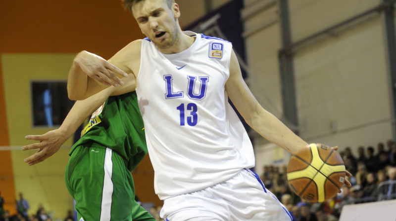 Pirms nokļūt Ventspilī, Žanis Peiners trīs sezonas aizvadīja LU komandas sastāvā.
Foto: Romāns Kokšarovs (Sporta Avīze)