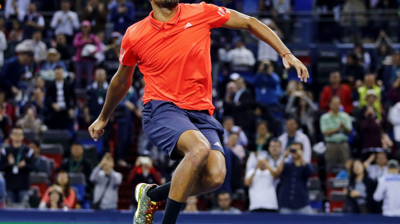 Žo-Vilfrīds Tsonga līksmo
Foto: Reuters/Scanpix