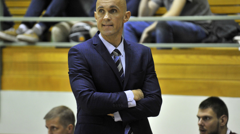 "Barons/LDz" galvenais treneris Agris Galvanovskis 
Foto: Romāns Kokšarovs, Sporta Avīze, f64