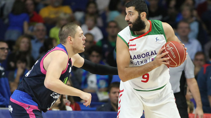 Jannis Burusis 
Foto: www.newsbasket-beafrika.com