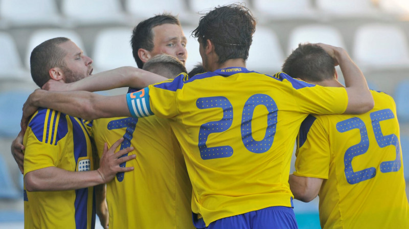 FK "Ventspils" līksmo "Skonto" stadionā
Foto: Romāns Kokšarovs, Sporta Avīze, f64