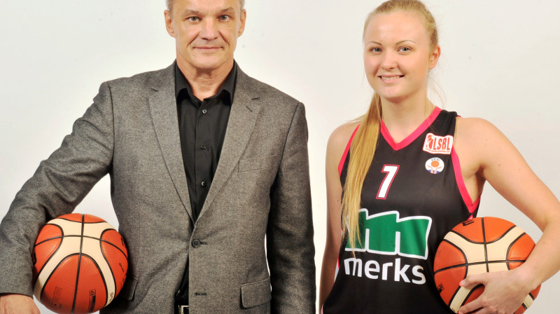 Aivars Vīnbergs un Beāte-Evelīna Markāne
Foto: basket.lv