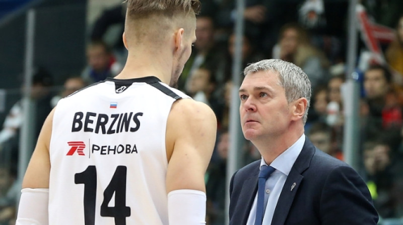 Kaspars Bērziņš un Ainars Bagatskis
Foto: nn-basket.ru