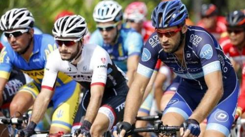 Tomass Vaitkus (no labās)
Foto: publicitātes