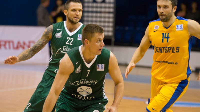 Armands Šķēle, Raimonds Gabrāns, Kristaps Janičenoks. 
Foto: Edgars Vaivads, bkvalmiera.lv