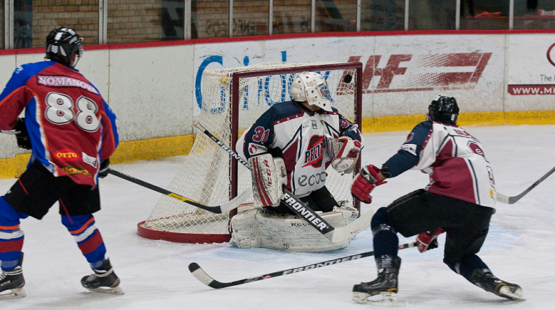 Danielius Nomanovas ieraida ripu vārtu augšējā stūrī.
Foto: Ruslans Antropovs, rusantro.com