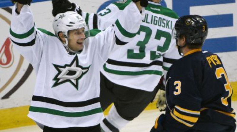 Džeisons Speca pret "Sabres"
Foto: AP/Scanpix