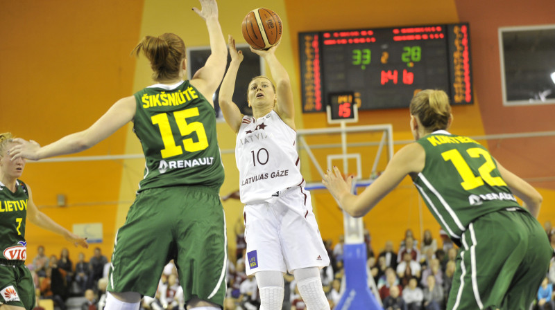 Anete Jēkabsone-Žogota
Foto: Romāns Kokšarovs, Sporta Avīze, f64
