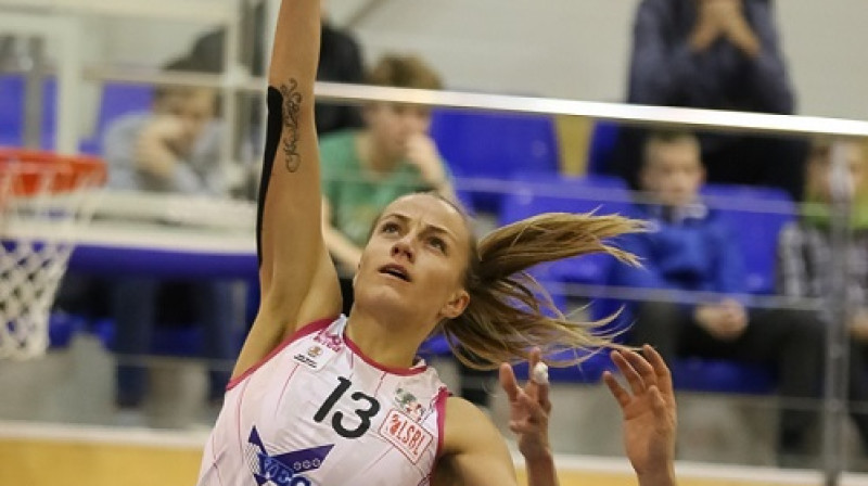 Kristīna Petermane: 22 punkti un 83% precizitāte uzvarā pār Latvijas U16 izlasi
Foto: Ģirts Gertsons