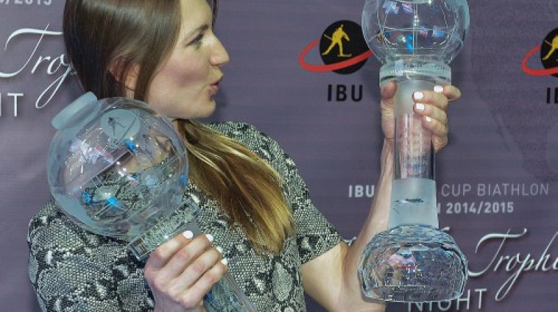 Darja Domračeva ar izcīnītajām balvām
Foto: ITAR-TASS/Scanpix