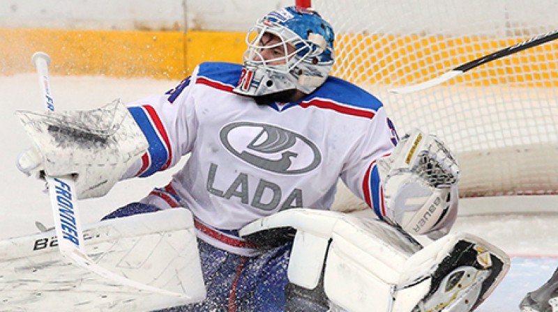 Edgars Masaļskis rūpējas par vārtu drošību
Foto: dynamo.ru