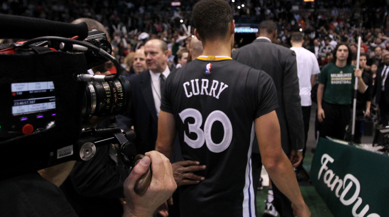 Stefans Karijs pēc pirmā zaudējuma sezonā 
Foto: AFP/Scanpix
