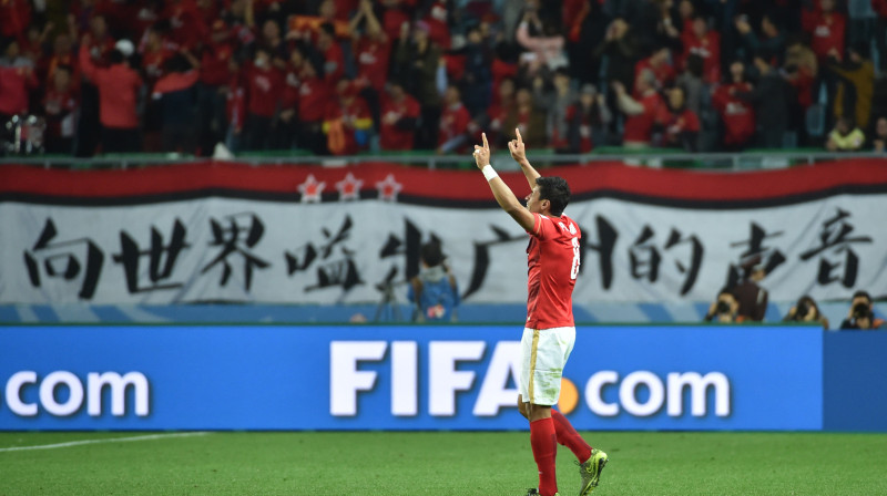 Pauliņjo pēc izšķirošo vārtu guvuma 
Foto: AFP/Scanpix