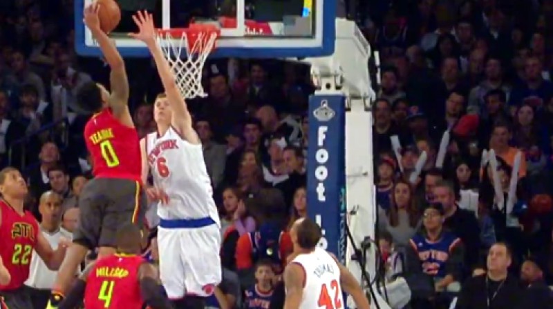 Kristaps Porziņģis bloķē Atlantas mazo