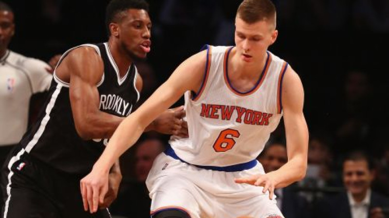 Kristaps Porziņģis pret Tadeusu Jangu
Foto: AFP/Scanpix