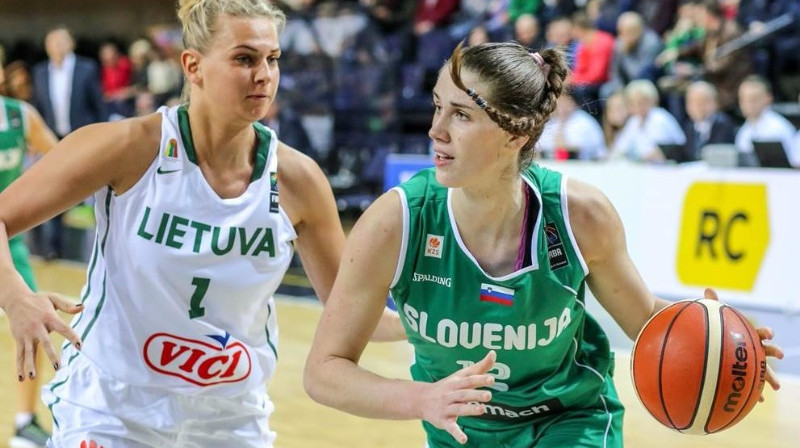 Eva Ļiseca spēlē pret Lietuvu
Foto: fibaeurope.com