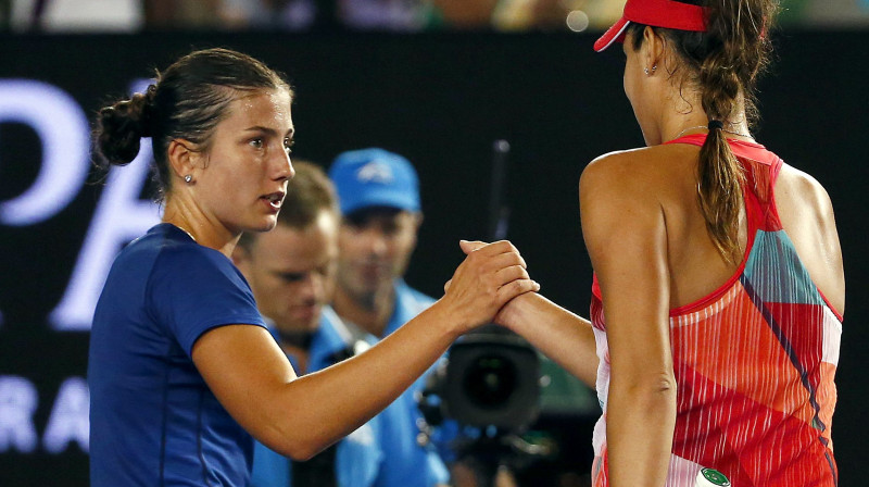 Anastasija Sevastova un Ana Ivanoviča
Foto: Reuters/Scanpix