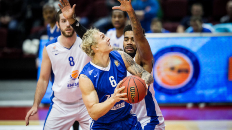 Jānis Timma: pirmais "double-double" VTB līgā
Foto: Zenit