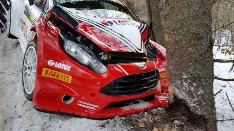 Kubicas auto pēc avārijas Montekarlo rallijā
Foto: Twitter.com/TimNovakRally