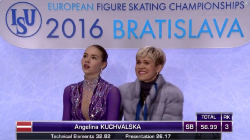 Angelina Kučvaļska un trenere Jekaterina Platonova 
Foto: Eurosport 2