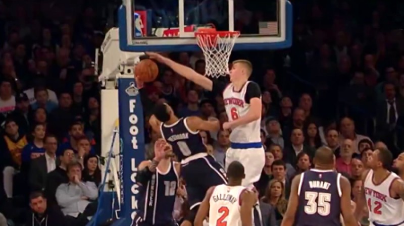 Kristaps Porziņģis pret "Thunder"