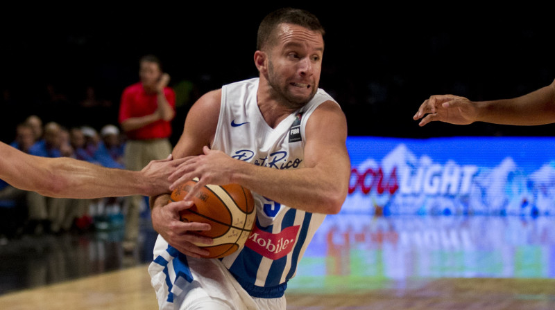 Hosē Barea spēlē pret Kanādu
Foto: AP/Scanpix