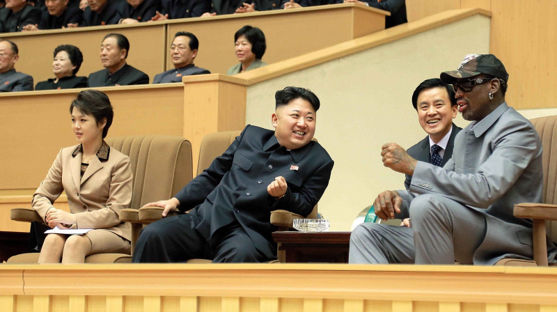 Deniss Rodmens un Kims Čenuns 2014. gada 9. janvārī
Foto: AFP/Scanpix