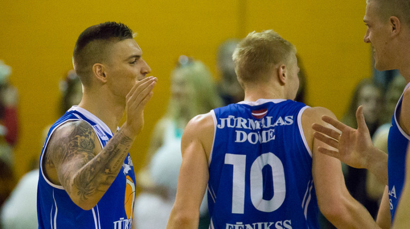 Edmunds Elksnis, Kristaps Mediss un Māris Ziediņš 
Foto: bkvalmiera.lv