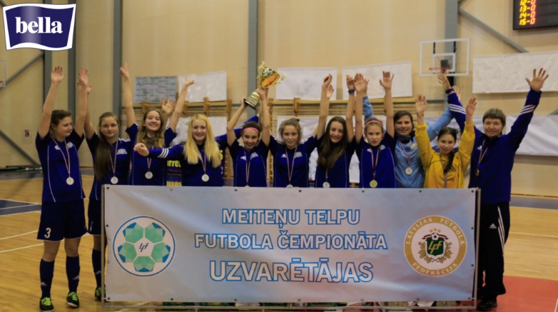 Latvijas meiteņu telpu futbola čempionāta uzvarētājas U-14 vecuma grupā