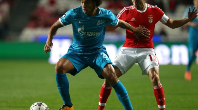 Aksels Vitsels pret Nikolasu Gaitanu
Foto: AP/Scanpix
