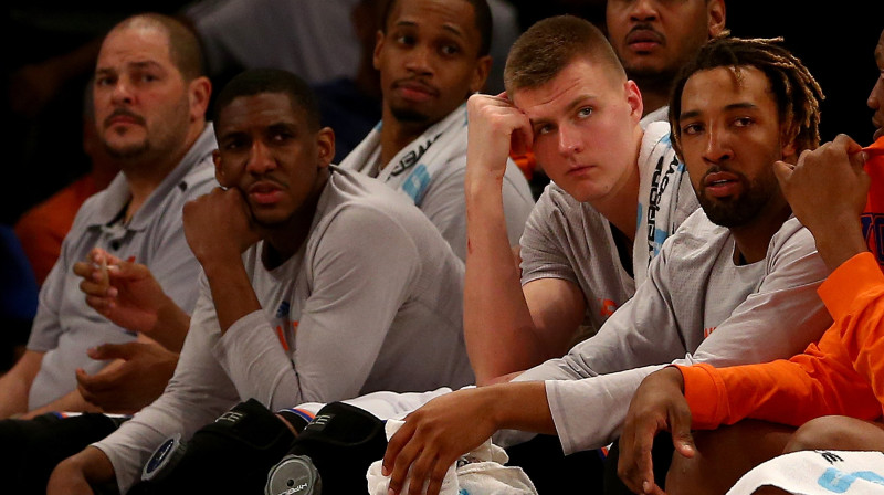 Lengstons Gelovejs, Lenss Tomass, Kristaps Porziņģis, Karmelo Entonijs un Deriks Viljamss
Foto: AFP/Scanpix