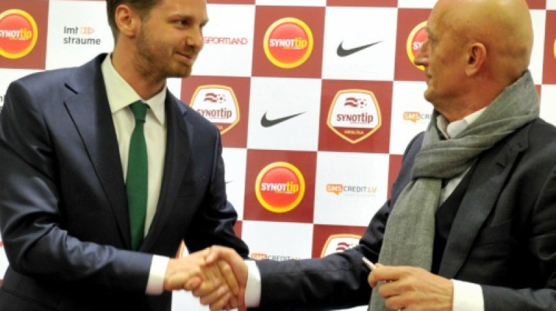 Emīls Latkovskis un Ivo Valenta
Foto: futbolavirsliga.lv