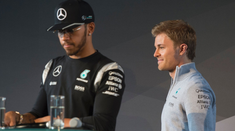 Lūiss Hamiltons un Niko Rosbergs
Foto: AFP/Scanpix