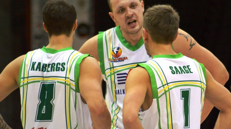 Jurijs Aleksejevs ar partneriem
Foto: Valka/Valga